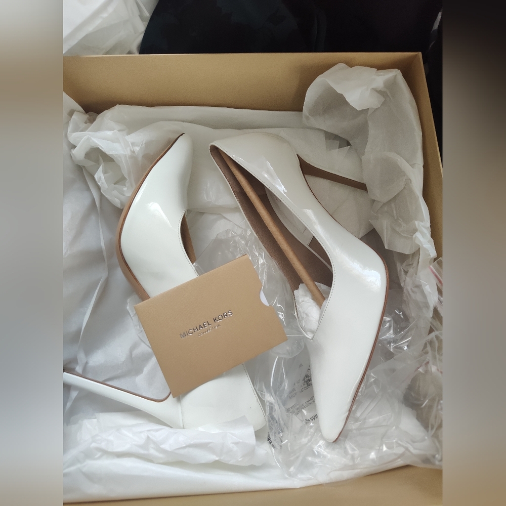 Michael Kors Collection Muse Runway Patent White Women's Heels SZ 37 - Picture 7 of 10